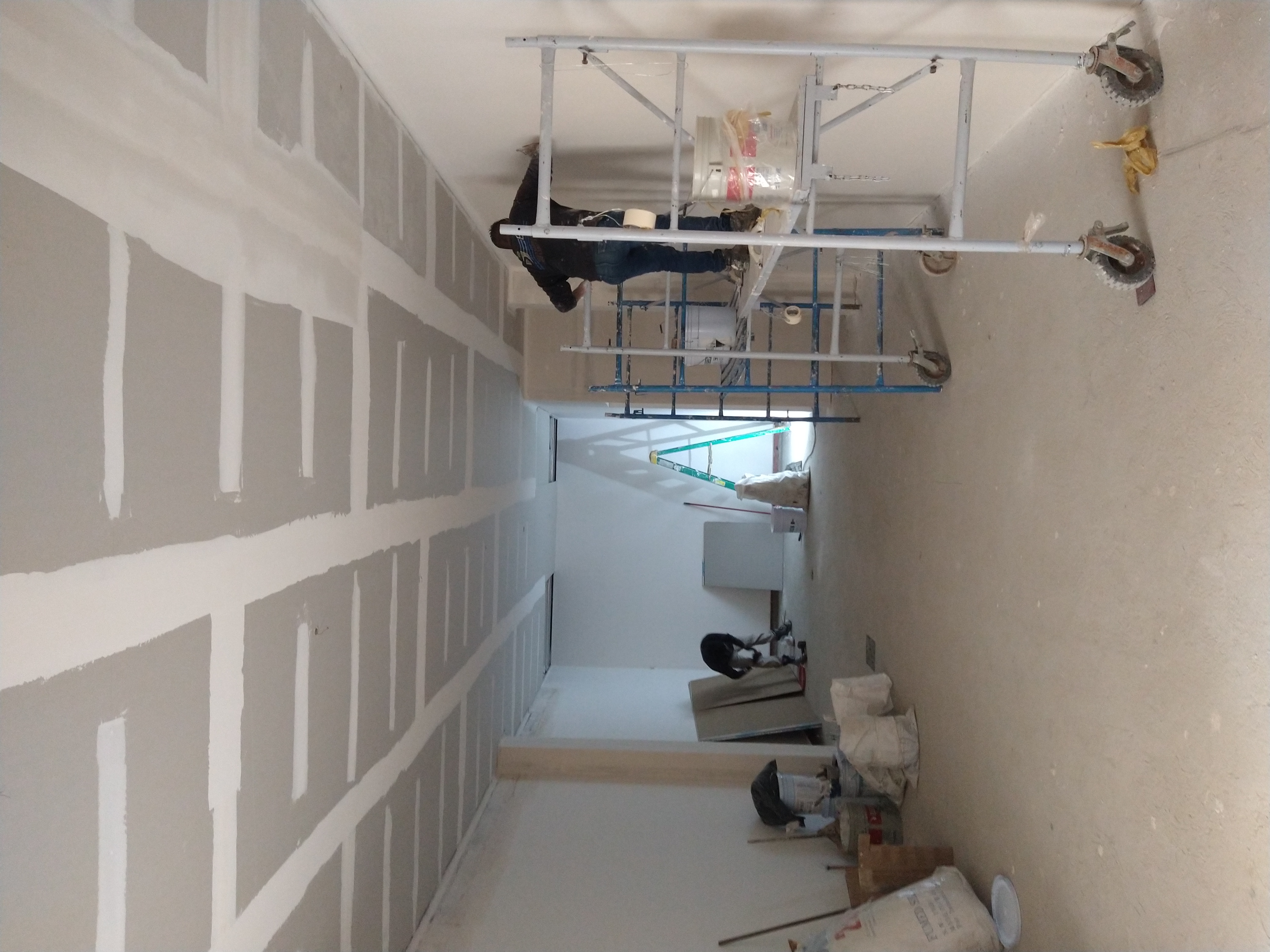 Puertas Sanitarias --- construcción