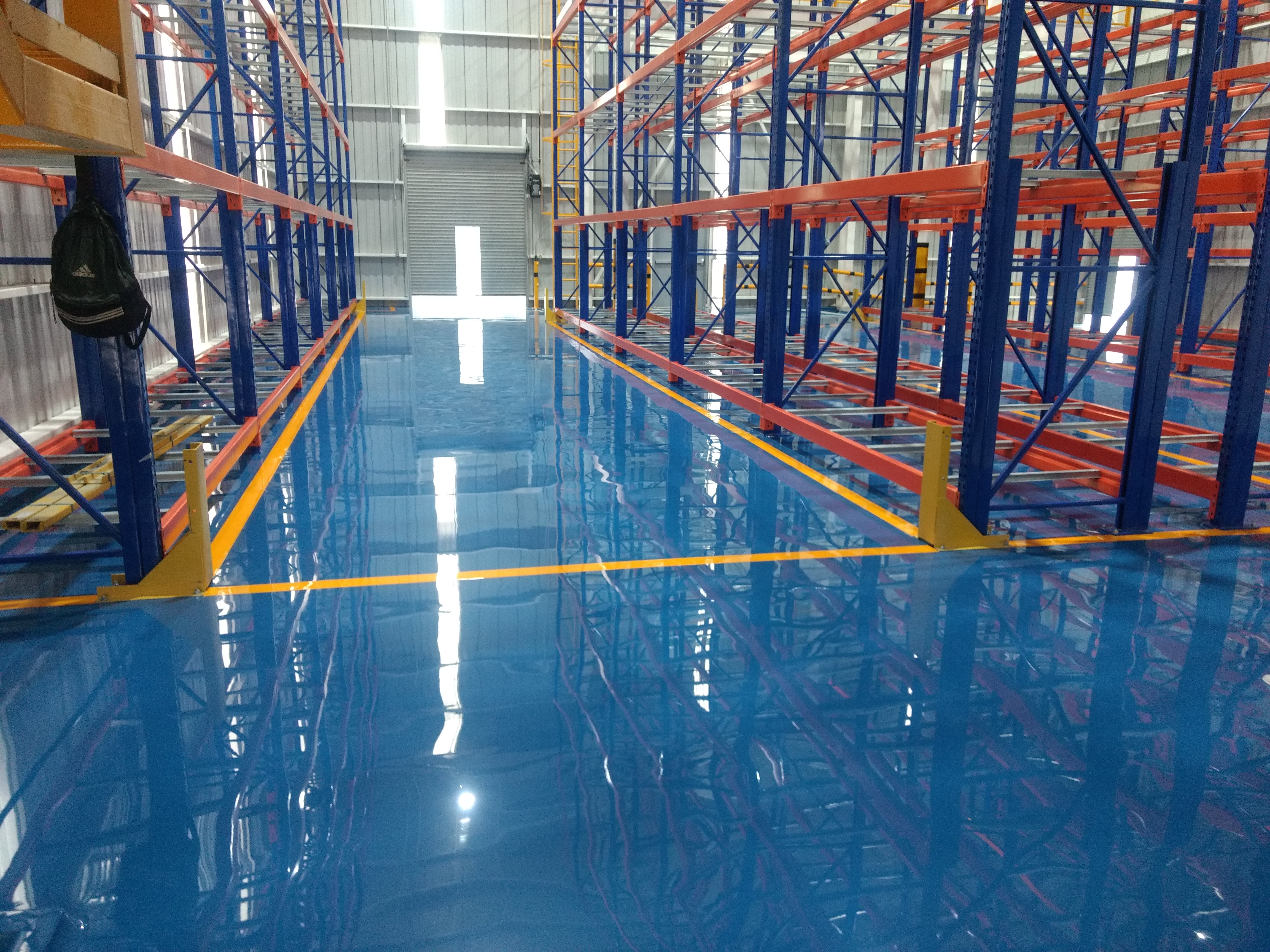 Piso de Mortero Epóxico Acabado Autonivelante